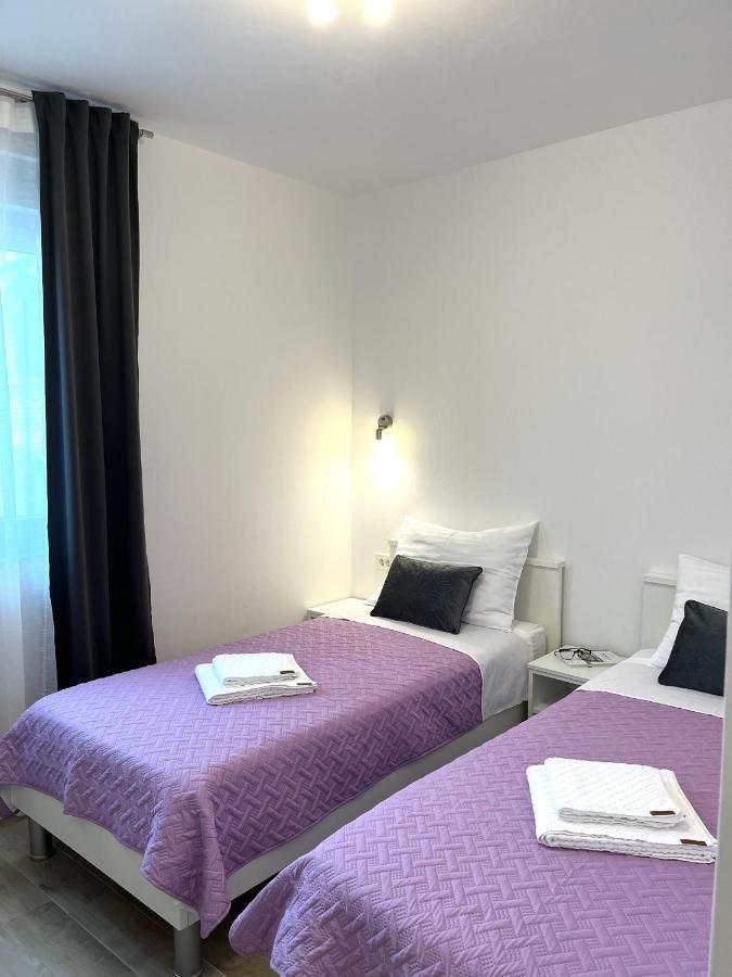 Four Stars Apartments سفيتي بيتار المظهر الخارجي الصورة
